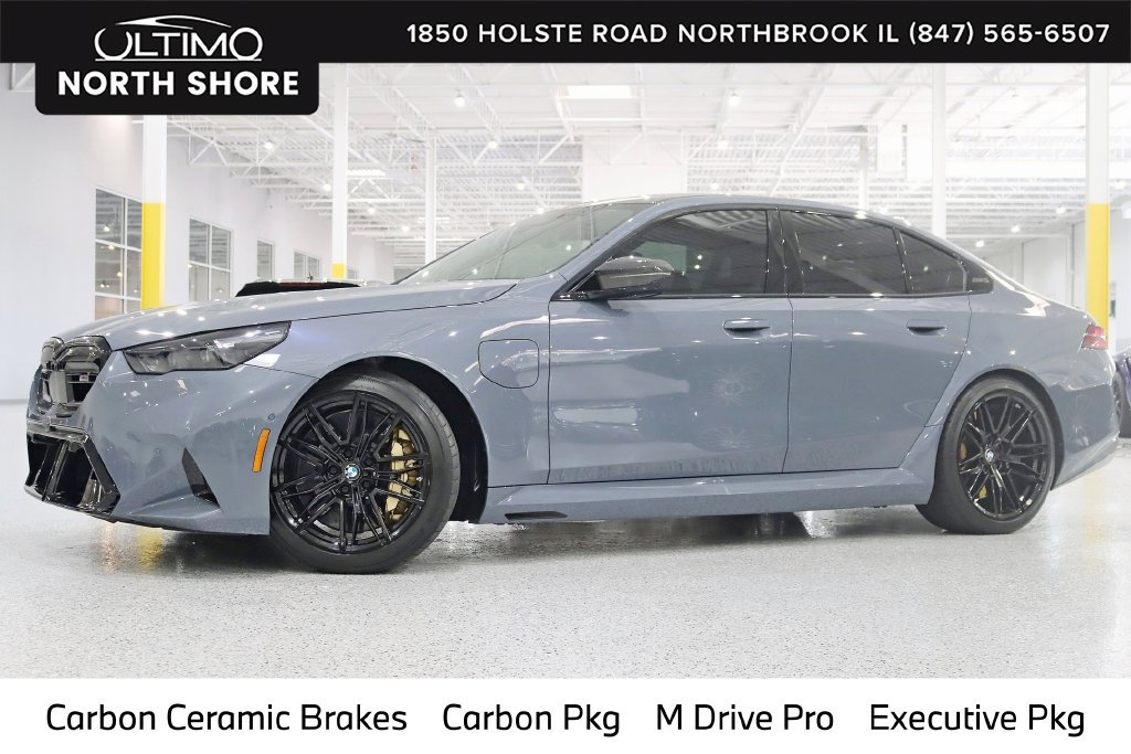 Used 2025 BMW M5 w/ Carbon Package AWD/4WD image 1