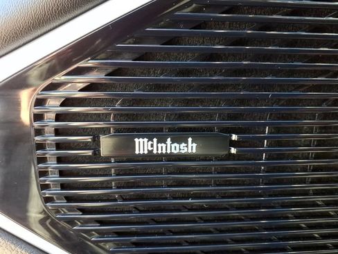 Used 2024 Jeep Wagoneer L Series III w/ Premium Group I AWD/4WD image 16