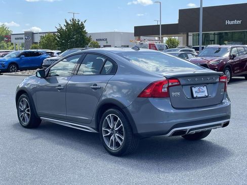 Used 2018 Volvo S60 T5 Cross Country Platinum AWD/4WD image 29