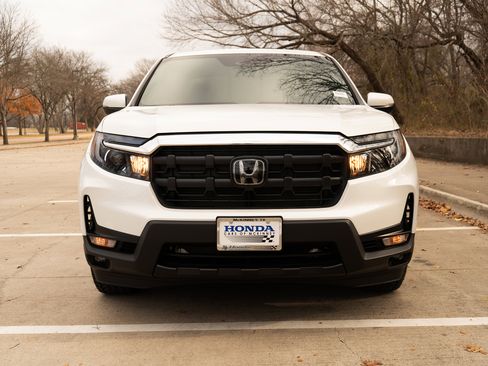 Used 2025 Honda Ridgeline RTL+ image 3