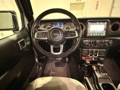 Used 2023 Jeep Gladiator Mojave w/ LED Lighting Group AWD/4WD image 27
