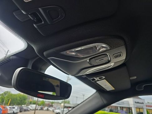 New 2026 Jeep Compass Latitude AWD/4WD image 18