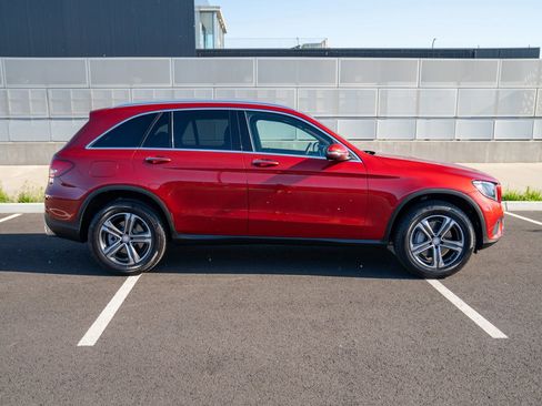 Used 2017 Mercedes-Benz GLC 300 image 8