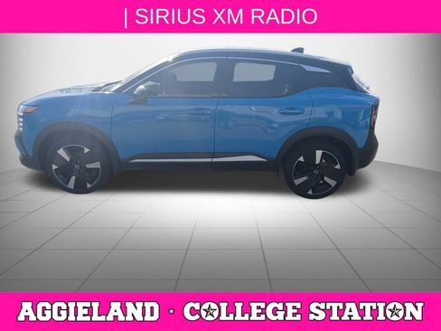 Certified 2025 Nissan Kicks SR w/ Illumination Package image 7