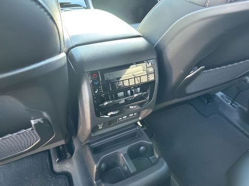 New 2026 Jeep Grand Cherokee L Limited w/ Limited Altitude Package AWD/4WD image 23