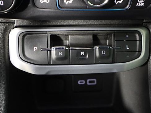 Used 2020 GMC Acadia SLE image 32