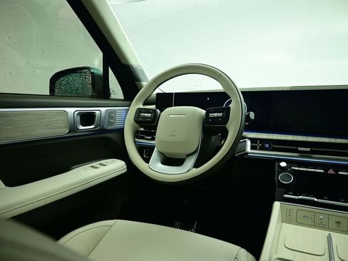 Used 2025 Hyundai Santa Fe Calligraphy image 39