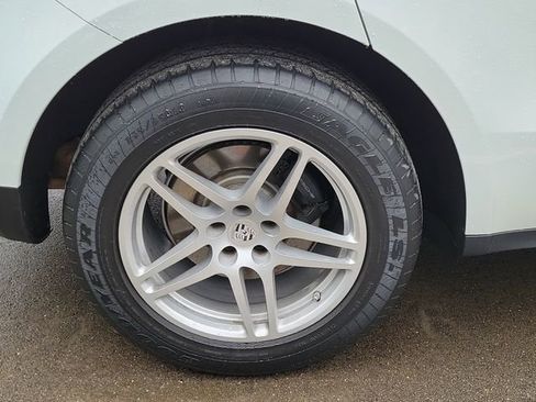 Used 2019 Porsche Macan image 8