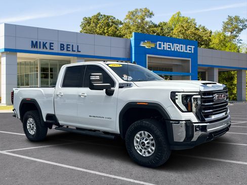 Used 2024 GMC Sierra 2500 SLE w/ SLE Value Package; AWD/4WD image 1