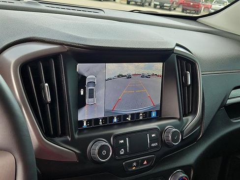 Used 2024 GMC Terrain AT4 w/ Tech Package AWD/4WD image 18