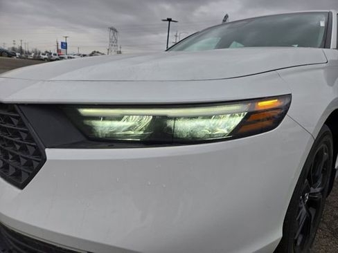 New 2025 Honda Accord SE image 4
