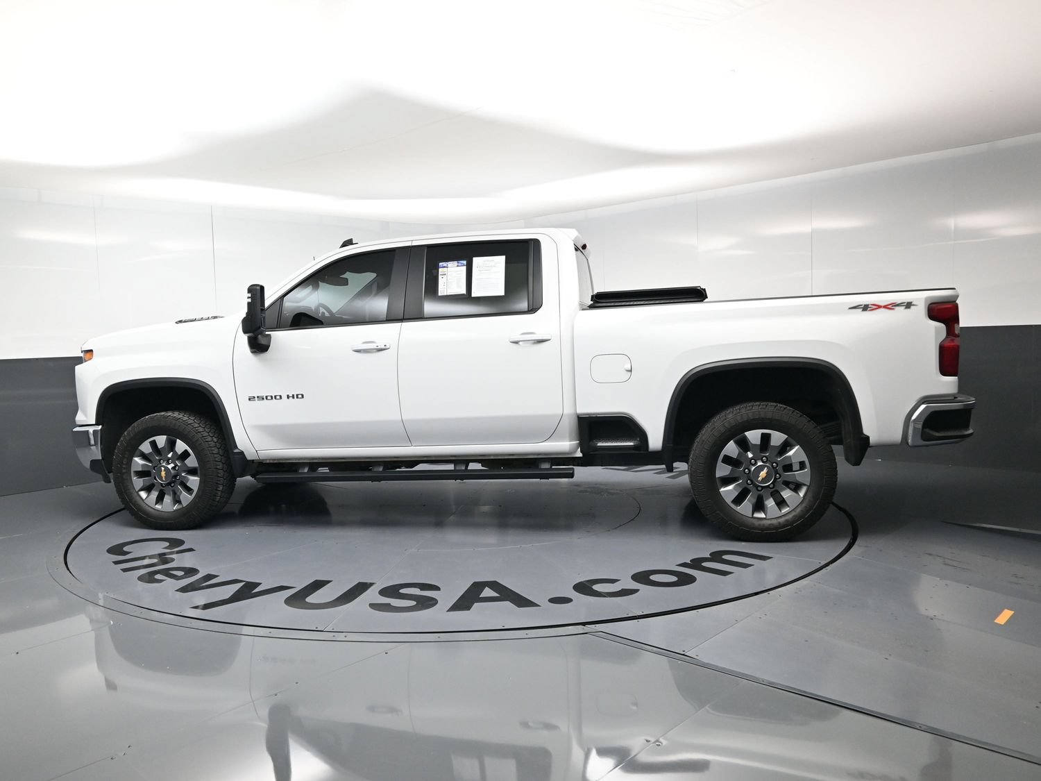 Used 2024 Chevrolet Silverado 2500 LT w/ All Star Edition AWD/4WD image 6