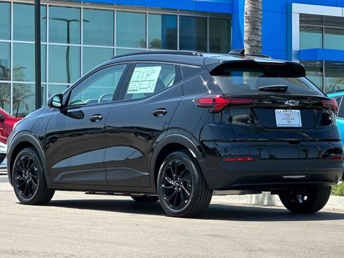 New 2027 Chevrolet Bolt RS w/ Technology Package FWD image 6