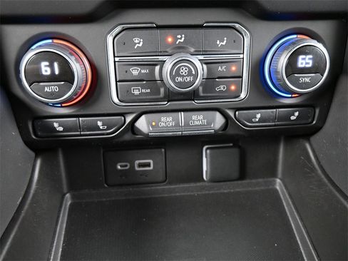 Used 2022 Chevrolet Tahoe RST w/ Luxury Package image 15