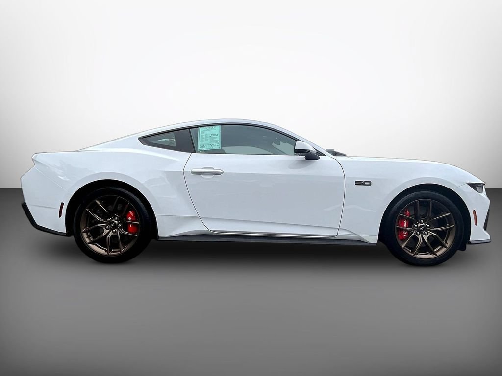 Used 2025 Ford Mustang GT Premium RWD image 8