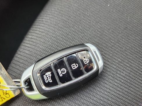 Certified 2024 Hyundai Venue SEL image 37