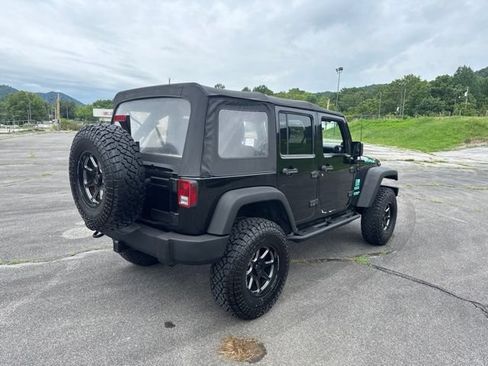 Used 2012 Jeep Wrangler Unlimited Sport AWD/4WD image 8