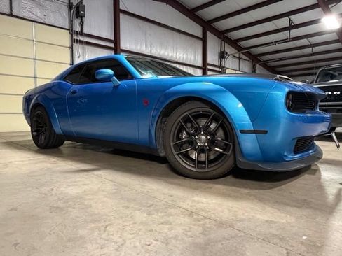Used 2023 Dodge Challenger SRT Hellcat RWD image 5