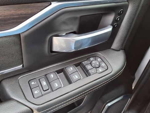 Used 2026 RAM 2500 Laramie AWD/4WD image 20