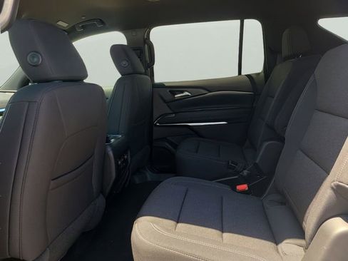 New 2026 Chevrolet Traverse LT FWD image 8