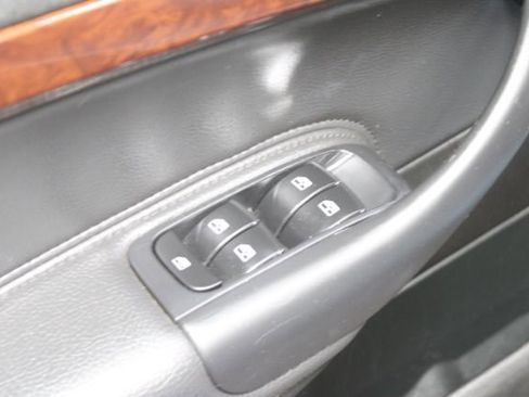 Used 2008 Saab 9-3 2.0T w/ Moonroof Package image 12