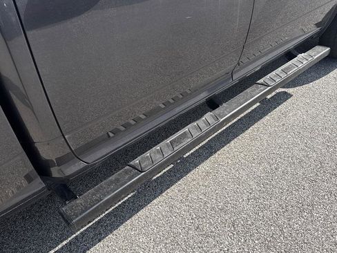 Used 2018 RAM 1500 Express AWD/4WD image 13