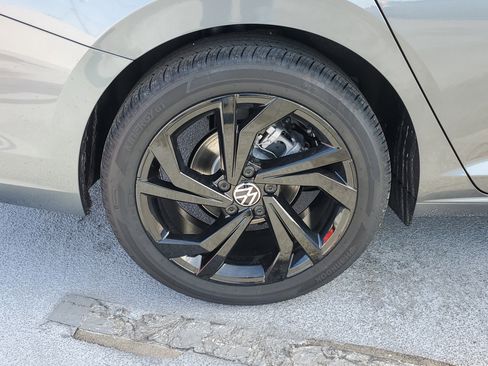 New 2026 Volkswagen Jetta SE FWD image 5