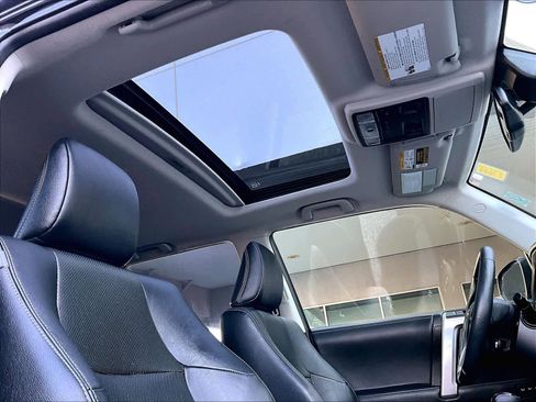 Used 2021 Toyota 4Runner Limited image 23