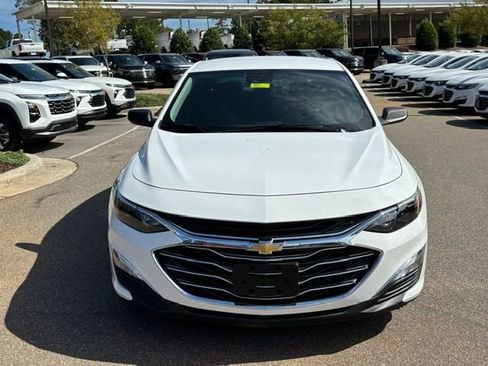 New 2025 Chevrolet Malibu LS w/ Driver Confidence Package image 9