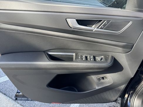 New 2026 Volkswagen Atlas Cross Sport SEL image 23