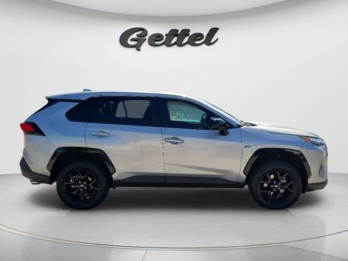 Certified 2023 Toyota RAV4 LE FWD image 4
