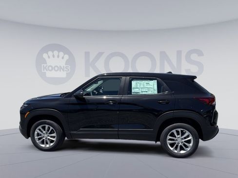 New 2026 Chevrolet TrailBlazer LS AWD/4WD image 2