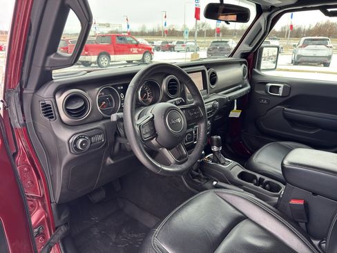 Used 2021 Jeep Wrangler Unlimited Sport image 9
