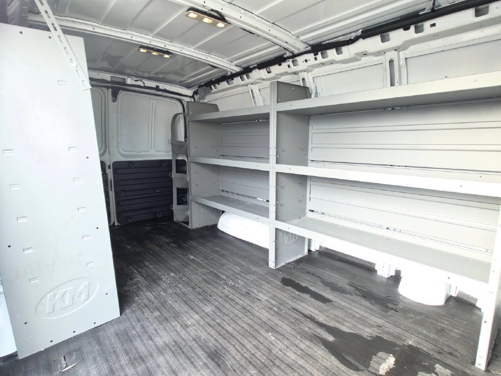 Used 2020 Chevrolet Express 2500 RWD image 23