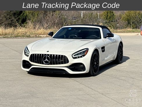 Used 2020 Mercedes-Benz AMG GT Roadster image 2
