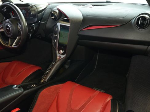 Used 2024 McLaren 750S Spider RWD image 14