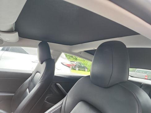 Used 2020 Tesla Model 3 Long Range AWD/4WD image 3