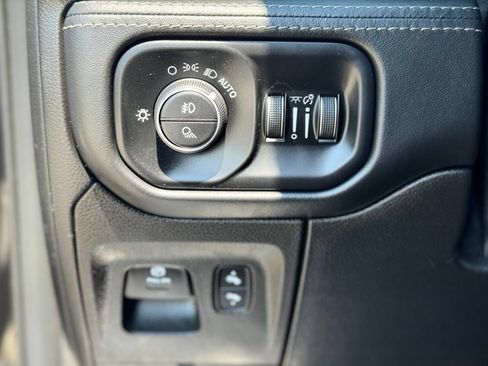 Used 2019 RAM 1500 Limited AWD/4WD image 20