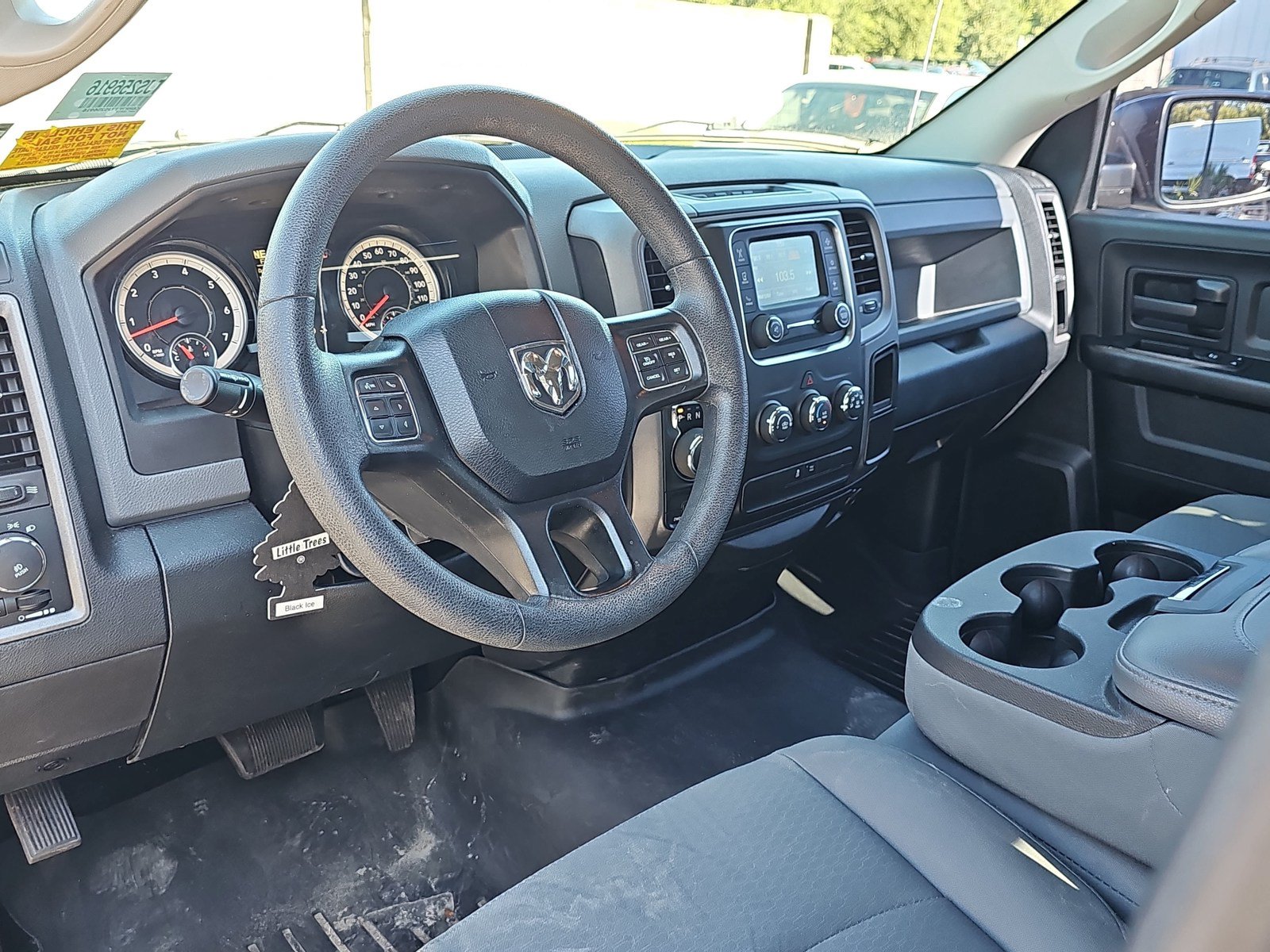 Used 2018 RAM 1500 Express w/ Express Value Package AWD/4WD image 15
