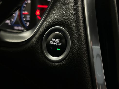 Used 2022 Chevrolet Traverse Premier w/ Redline Edition image 12