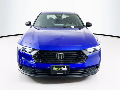 Used 2023 Honda Accord Sport image 2