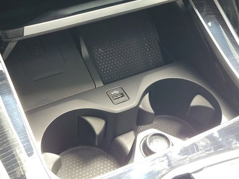 Used 2024 BMW X5 xDrive40i w/ M Sport Package image 33