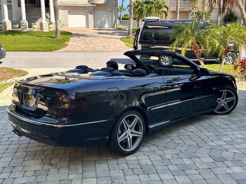 Used 2007 Mercedes-Benz CLK 63 AMG Cabriolet image 8