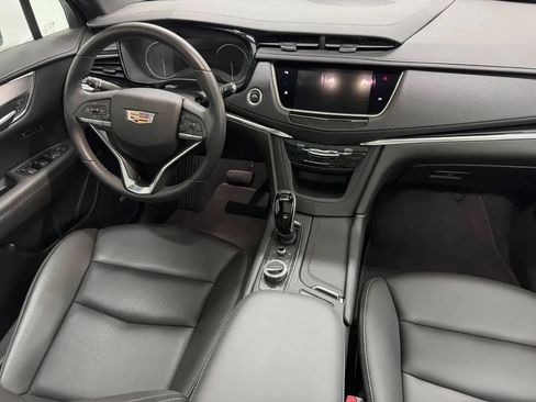 Used 2023 Cadillac XT6 Luxury FWD image 31