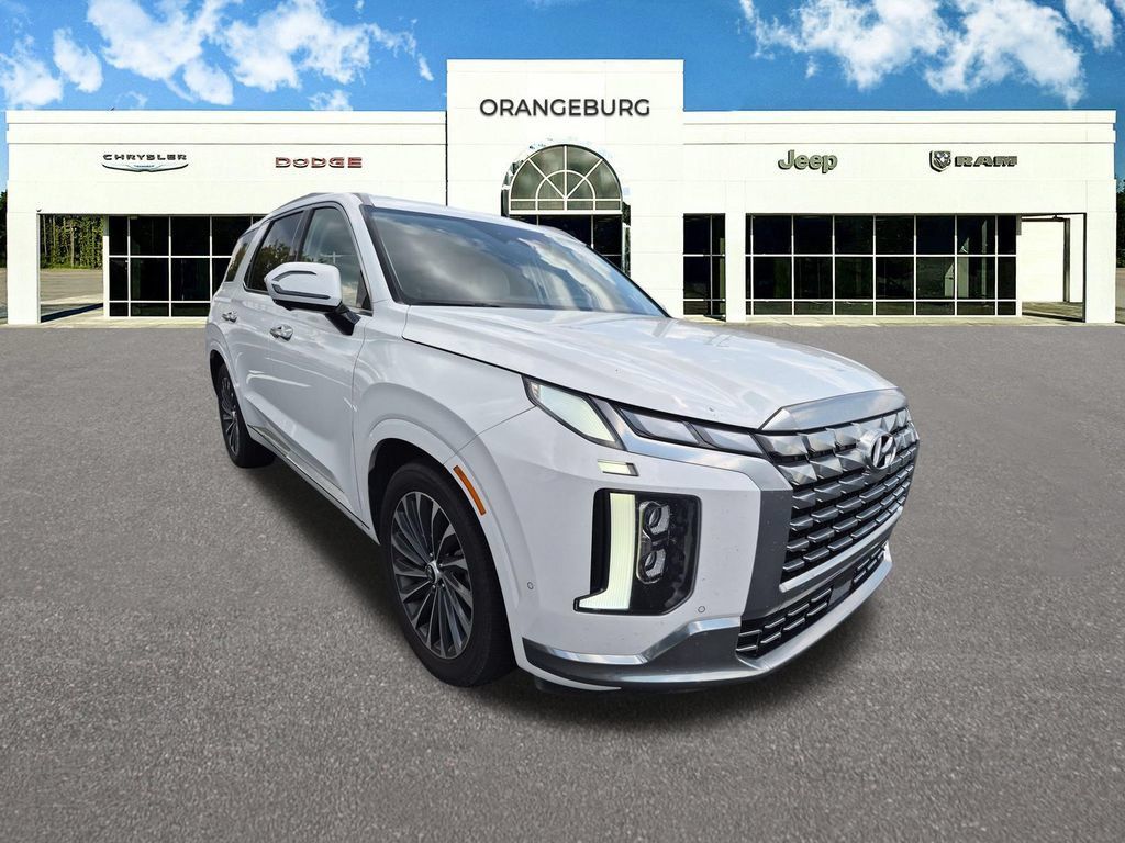 Used 2024 Hyundai Palisade Calligraphy AWD/4WD image 2