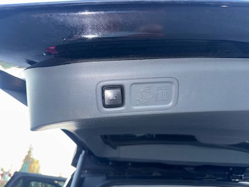 Used 2018 Lincoln Navigator Reserve AWD/4WD image 53