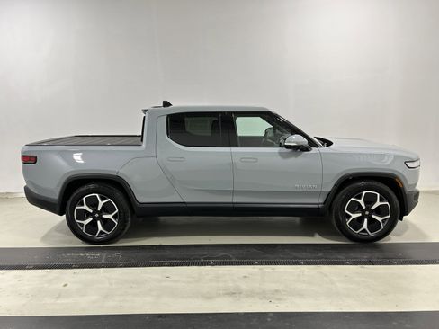 Used 2024 Rivian R1T Adventure image 6