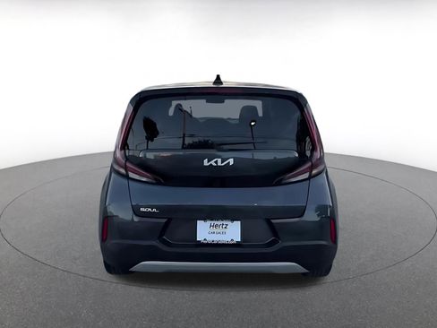 Used 2025 Kia Soul LX w/ LX Technology Package image 12