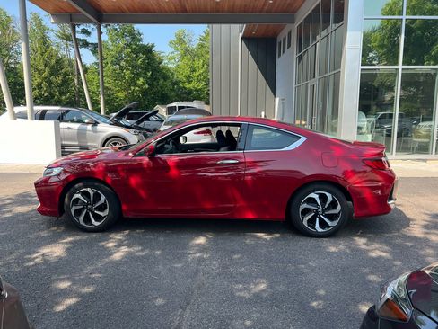 Used 2017 Honda Accord LX-S image 2