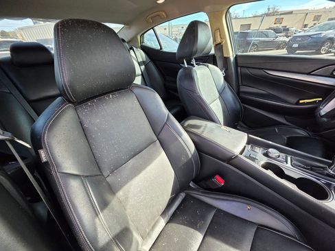 Used 2018 Nissan Maxima 3.5 SV image 12